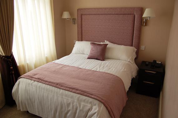 Devonshire Hotel Hornchurch Номер фото